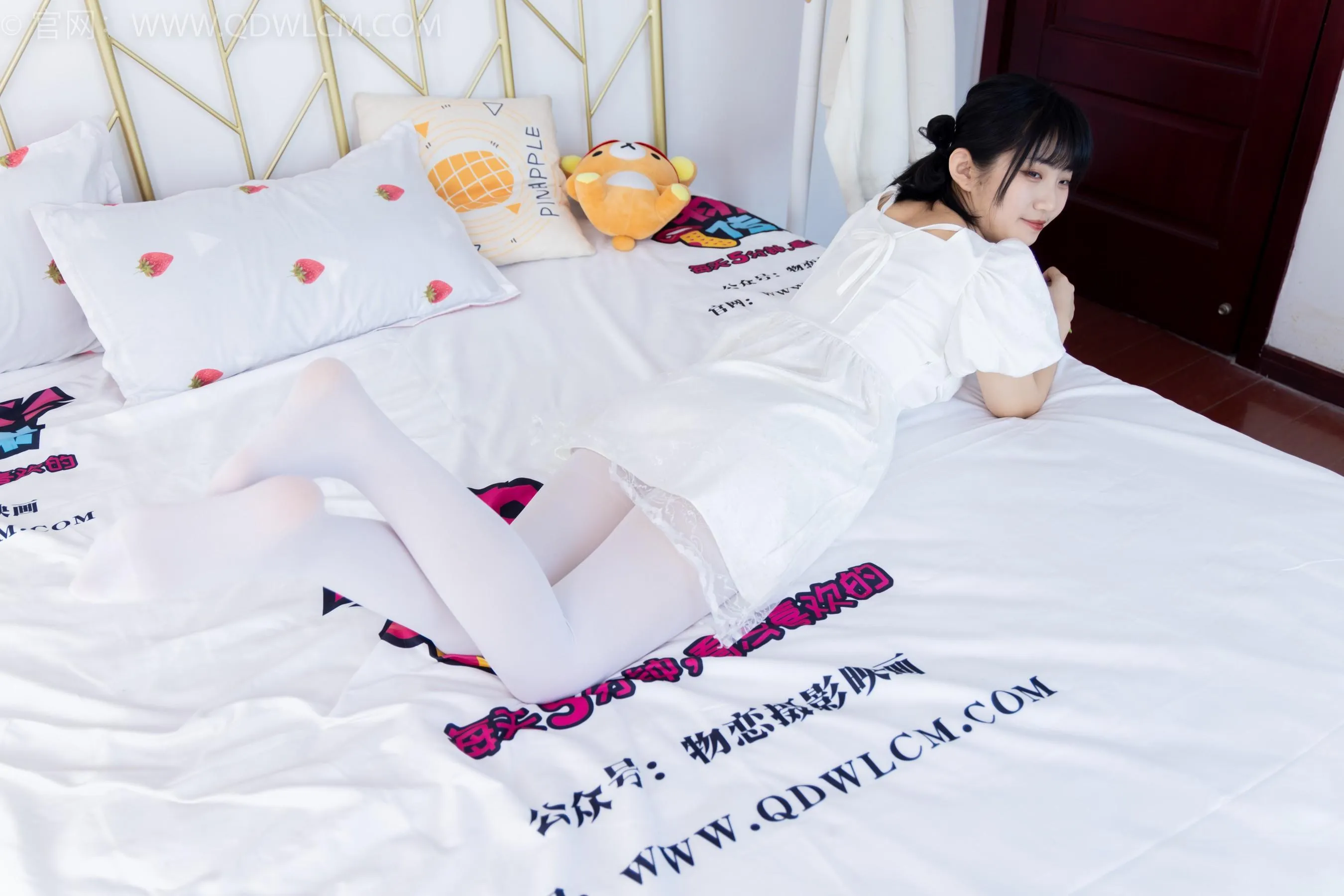 物恋传媒 NO.1581 暗月-纯白茉莉 [151P]插图5